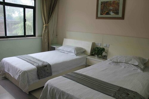 Shanghai Blue House Business Hotel