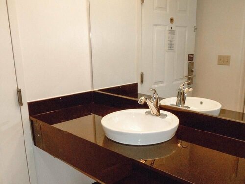 Motel 6-Shreveport, LA, Забронировать Мотель Шривпорт Луизиана, рядом с Shreve Memorial Library