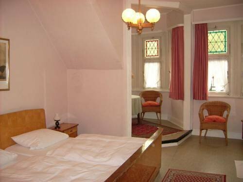 Pension Haus Weller, Забронировать Отель Боппард Долина Среднего Рейна