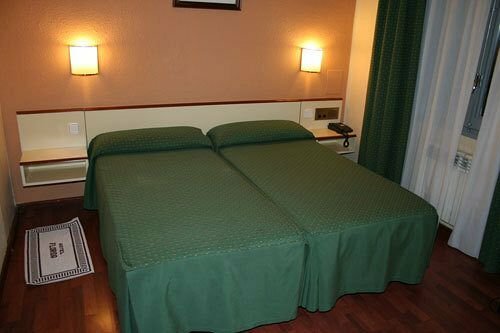 Hotel acta Florida, Забронировать Отель Отели Андорра-ла-Велья 3 звезды, 3*