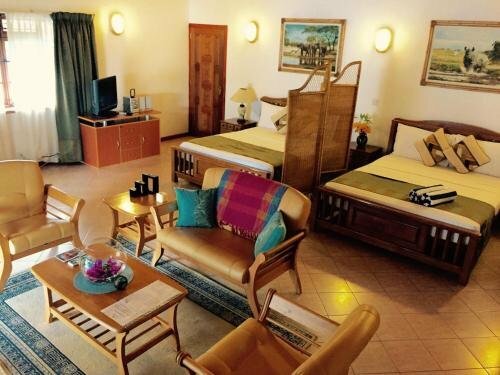 Villa Caballero Luxury Chalets, Rezervovat Chata Mahe hotely s bazénem, Bazén