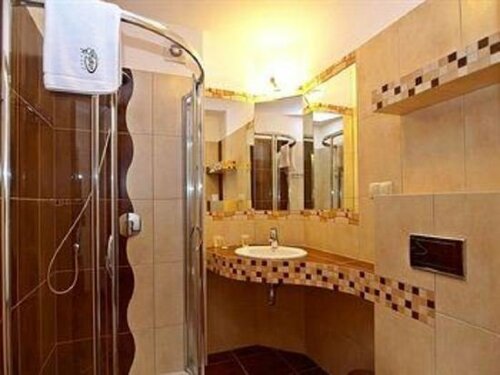 Hotel Fajkier Wellness And Spa, Book Ferieresort Kroczyce Kraków-Częstochowa Upland