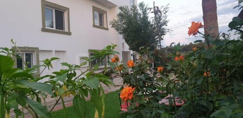Sun Rays Hotel, Reservar Hotel Hotéis em Ozankoy com estacionamento, Estacionamento