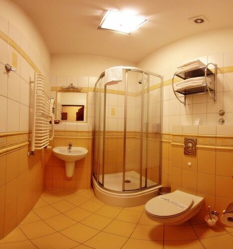 Hotel Europa, Book Hotel Kalisz 