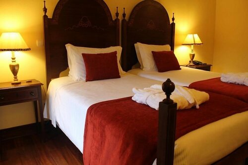 Hotel Convento Nossa Senhora do Carmo, Book Hotel Sernancelhe 