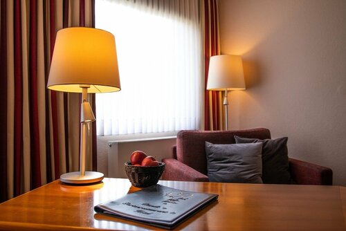 Bundt's Gartenrestaurant, Rezervați Hotel Hoteluri în Hansestadt Hamburg cu piscină, Piscină