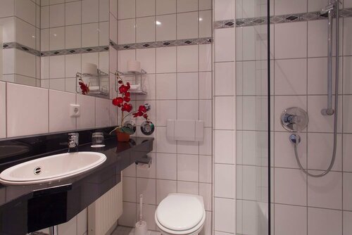 Hotel in Herrenhausen, Забронировать Отель Штёкен Ганновер