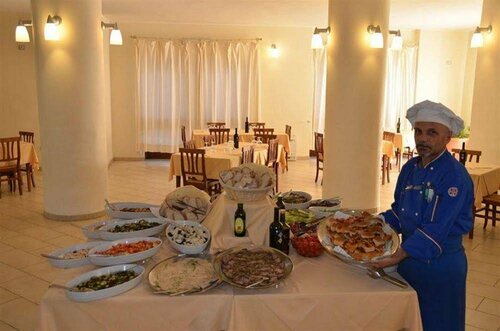 Limone Beach Resort, Buchen Sie Resort Cala Sinzias Sardinien