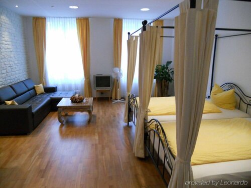 Zunfthaus zu Wirthen, Prenota Hotel Solothurn 