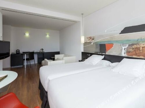Axor Barajas, Rezerwuj Hotel San Blas Coslada