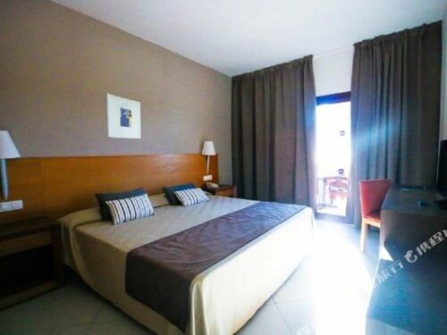 Ohtels Campo De Gibraltar, Забронировать Отель Отели Гибралтара с парковкой, Парковка