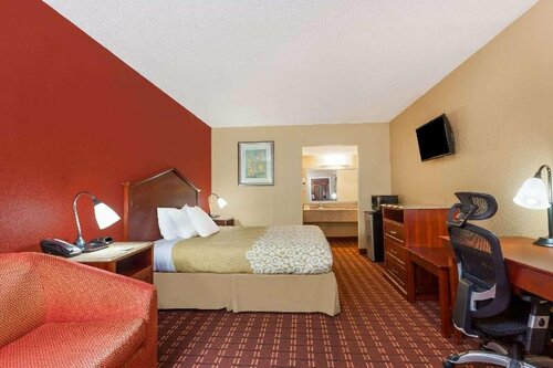 Days Inn Columbia, Забронировать Отель Отели Южной Каролины с бассейном, Бассейн