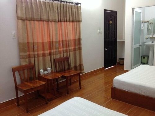Huong Duy Hotel, Забронировать Отель Дананг муниципалитет Вьетнам, рядом с Waterfront Restaurant