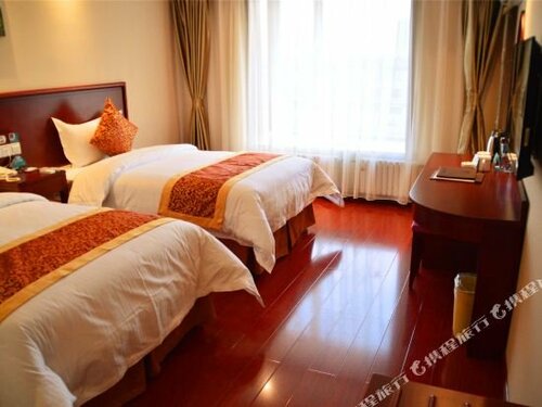 GreenTree Inn ShanXi ChangZhi Bus Passenger Station XiHuan Road Business Hotel, Prenota Hotel Hotel a Shanxi con parcheggio, Parcheggio