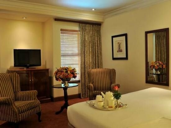 Faircity Falstaff Hotel