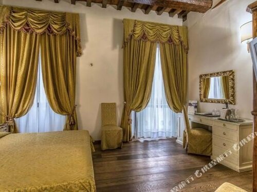 Hotel Atlantic Palace, Забронировать Отель Сан-Лоренцо Флоренция