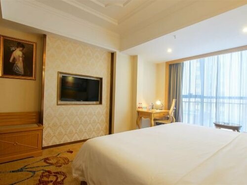 Vienna International Hotel, Prenota Hotel Hotel a Guangdong con parcheggio, Parcheggio