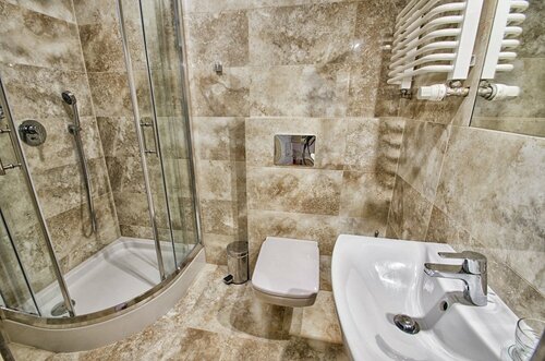 Hotel Toporów, Забронировать Отель Отели Бялка-Татшаньска с парковкой, рядом с Bania Ski Lift, Парковка