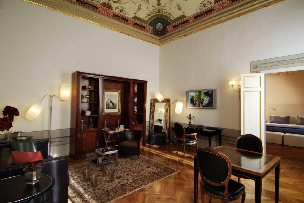 Delightful Apartment in San Frediano With Balcony