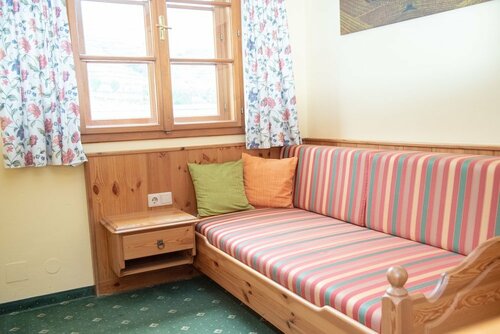 Hotel garni Weinberghof & Weingut Lagler, Réserver Hôtel Hôtels 4 étoiles à Basse-Autriche, 4*