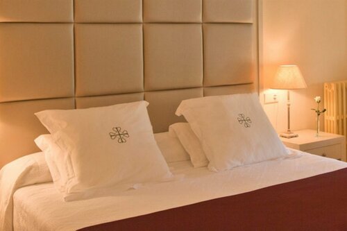 L’Hermitage Hotel & Spa, Забронировать Курортный отель Отели Ориент с парковкой, Парковка
