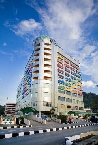 Purnama Hotel, Забронировать Отель Лимбанг штат Саравак