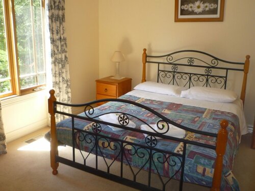Whispering Pines Cottages, Забронировать Дом для отпуска Уэнтворт-Фолс Голубые горы