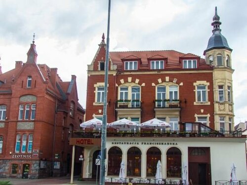 Hotel Piast, Забронировать Отель Отели Lake Gardno с завтраком, Завтраки