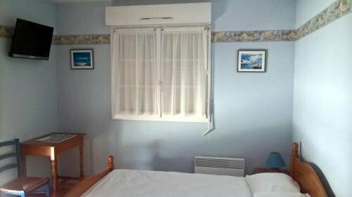 Hotel Aux Rochers de l'Ocean, Забронировать Отель Живран Vendée