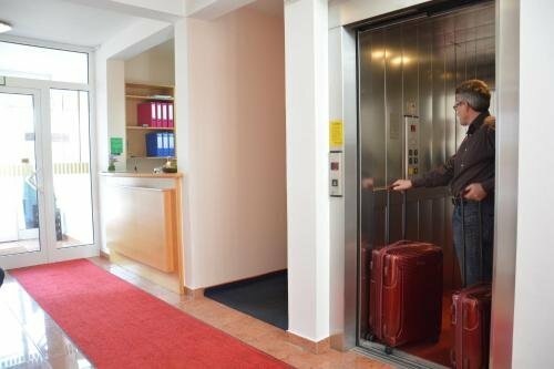 Hotel Imperium, Varaa Hotelli Hotellit Pomurje aamiaisella, Aamiainen