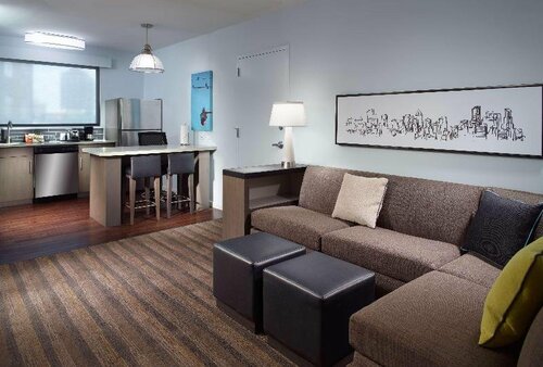 Hyatt House Atlanta Downtown, Забронировать Отель Атланта Джорджия, рядом с Станция метро Dome/GWCC/Philips/CNN