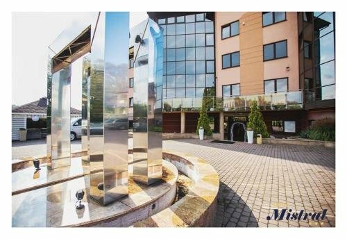 Hotel Mistral, Book Hotel Marki Masovia