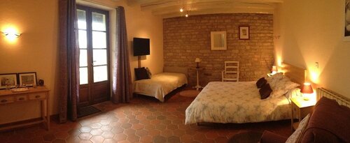 Domaine Du Terrou, Book Hotel Hotels in Gramat with Parking, Parking