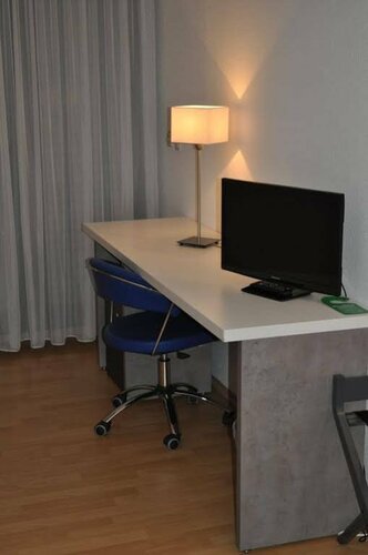 Hotel Wiesental Nähe Friedrichshafen, Забронировать Отель Меккенбойрен Боденское озеро - Веломаршрут