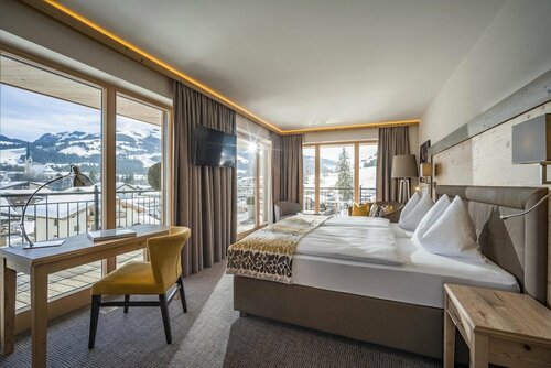 Hotel Zentral ****superior, Забронировать Отель Отели Кирхберг-ин-Тироля с питанием, Пансион