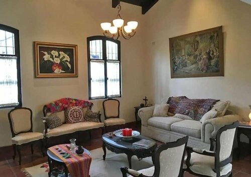 Casa de la Alameda, Забронировать Дом для отпуска Виллы Антигуа-Гватемалы, Вилла