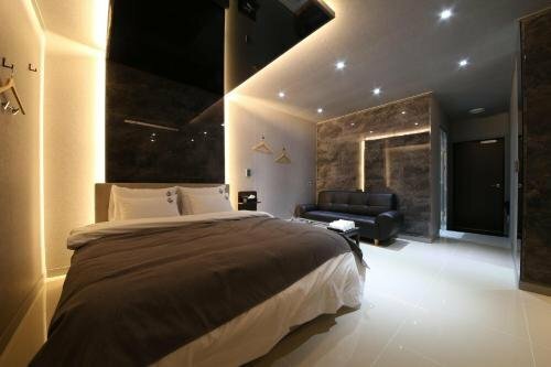 Pohang Black Hotel, Забронировать Отель Пхохан провинция Кёнсан-Пукто