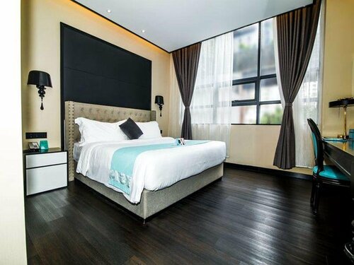 Xana Hotelle Guangzhou South China Normal University Huajing Road Subway Station Branch, Rezerwuj Hotel Luo Gang Kanton