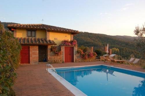 Agriturismo Santo Stefano, Забронировать Отель Отели Кастильон-Фьорентино с парковкой, Парковка