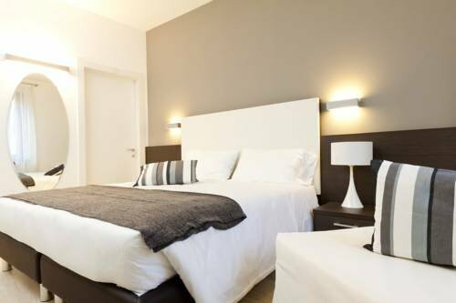 Hotel Centrale, Забронировать Отель Торболе Alto Garda e Ledro