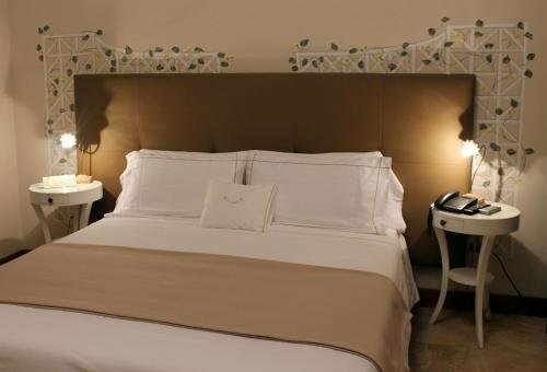 B&B Milu', Забронировать Отель Отели Кротоне с парковкой, Парковка