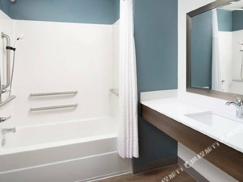 WoodSpring Suites Washington DC East Arena Drive, Book Hotel Hoteller i Maryland med parkering, Parkering