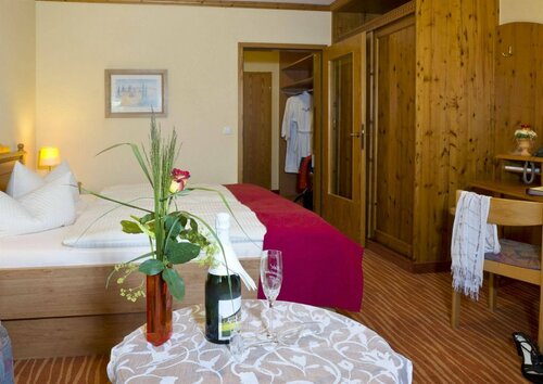 Hotel Chrysantihof, Забронировать Отель Бад-Бирнбах Нижнебаварский курортный треугольник