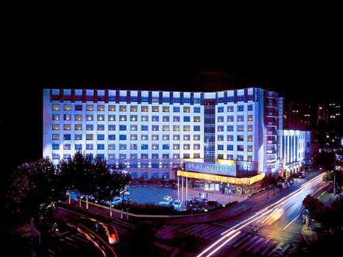Ji Hotel Shanghai Hongqiao Maotai Road, Забронировать Отель Чаннин , рядом с Выставочный центр Shanghai Mart