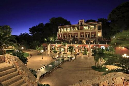 Hotel Park Novecento Resort, Забронировать Курортный отель Курортные отели Долины Итрии, Курортный отель