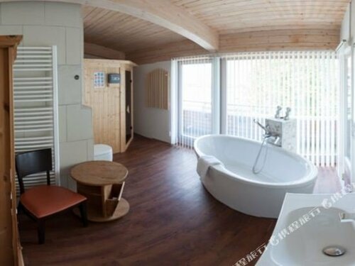 Hotel Seinsche Am Meer, Забронировать Отель Вунсторф Lake Steinhude