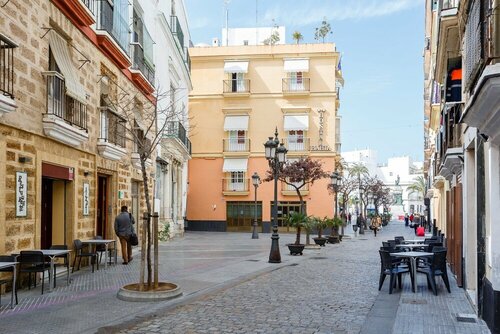 Hostal Casa Nautilus, Забронировать Гостевой дом Гостевые дома Кадиса, рядом с Музей Кадисских кортесов, Гостевой дом