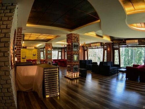 The Rosewood Hotel, Забронировать Отель Гульмарг Jammu & Kashmir Ski