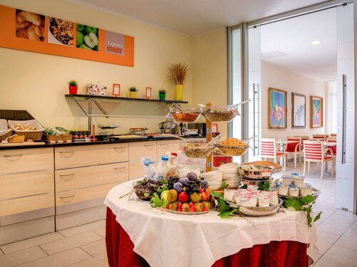Holiday Inn Express Parma by IHG, Забронировать Отель Отели Baganzola с завтраком, Завтраки