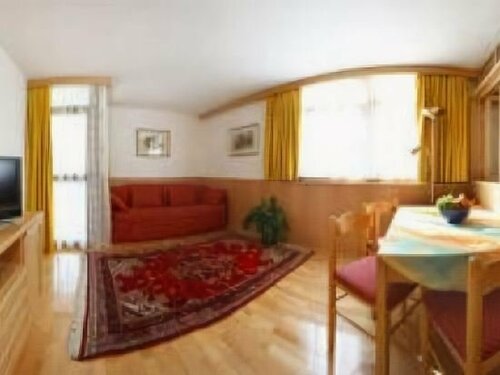 Residence Villa al Sole, Забронировать Вилла Виллы Кадоре, Вилла